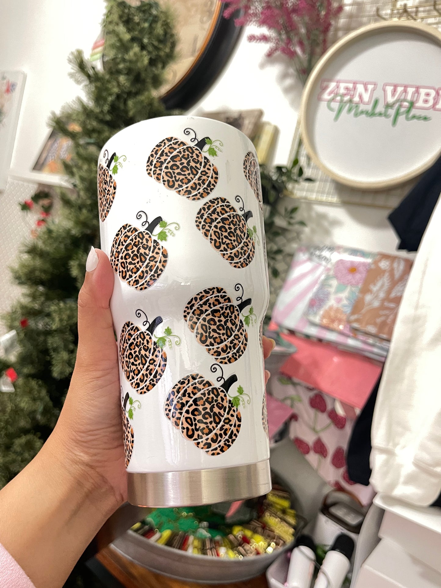Leopard Pumpkins Insulated Tumbler with Lid | Hot/Cold | 30fl oz | White