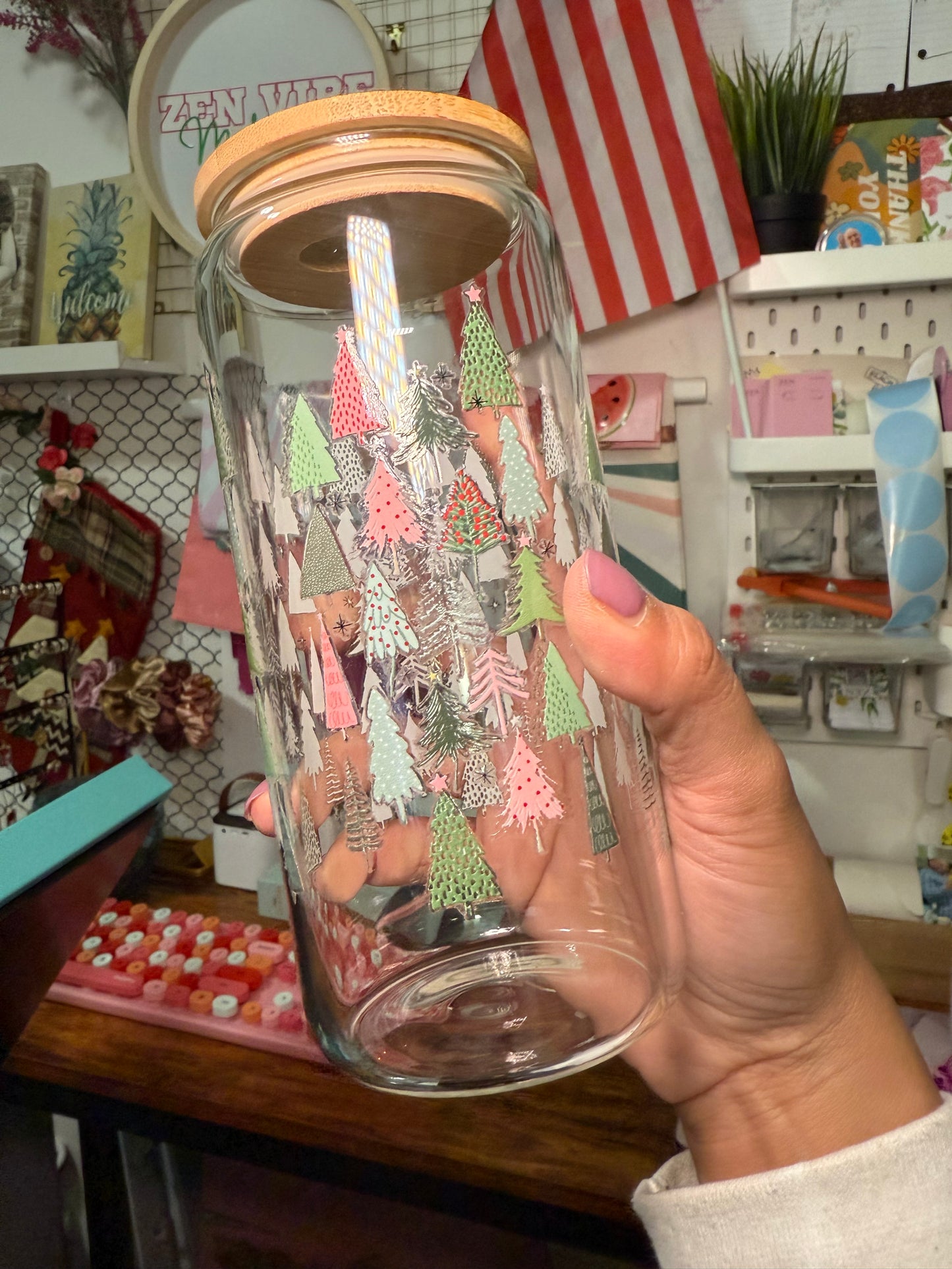 Pinkish Christmas Trees beercan glasscup set | 20 oz