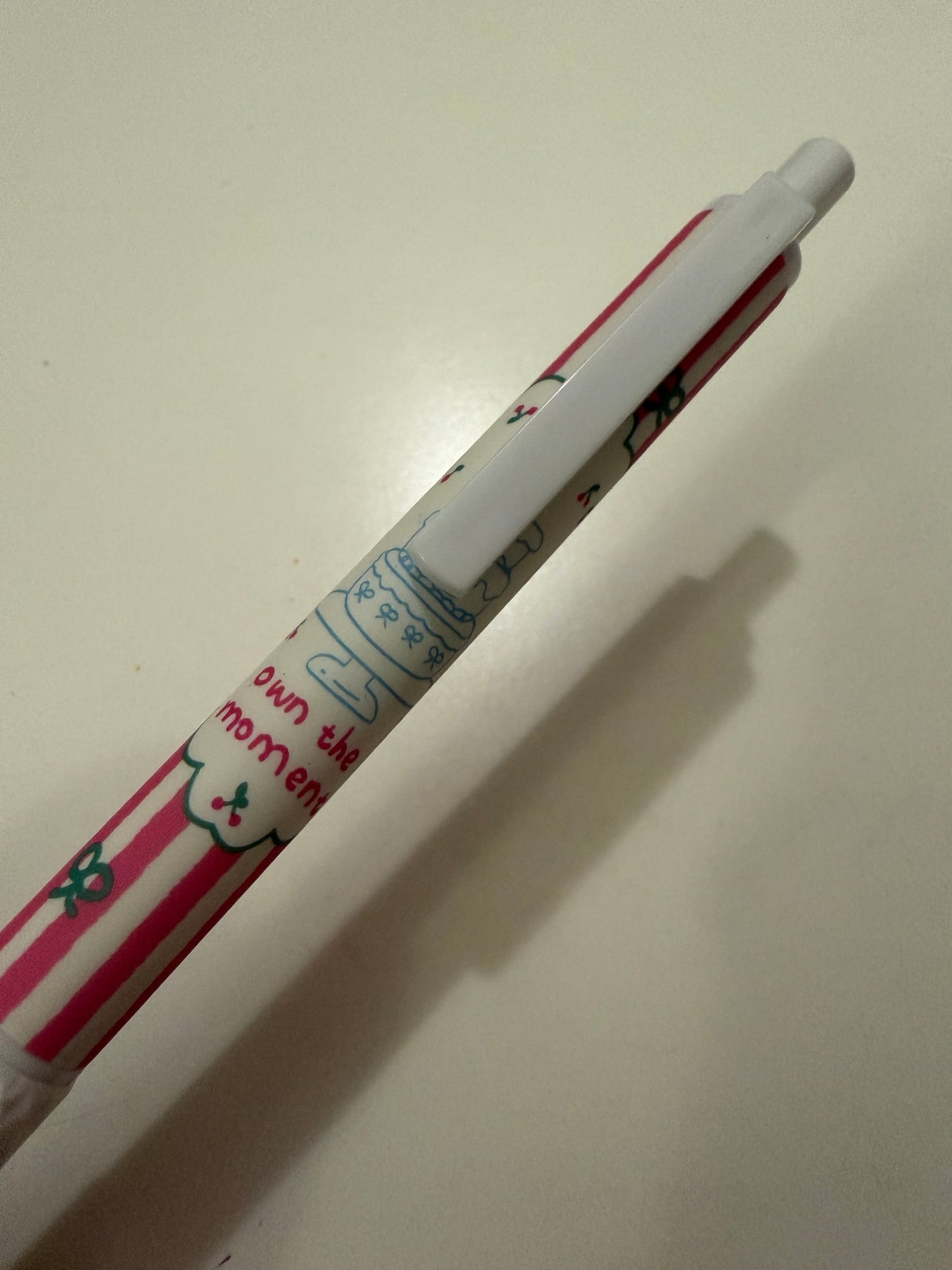 Pink Bow Knot Quick-Dry Pen | 1 piece | Limited Stocks