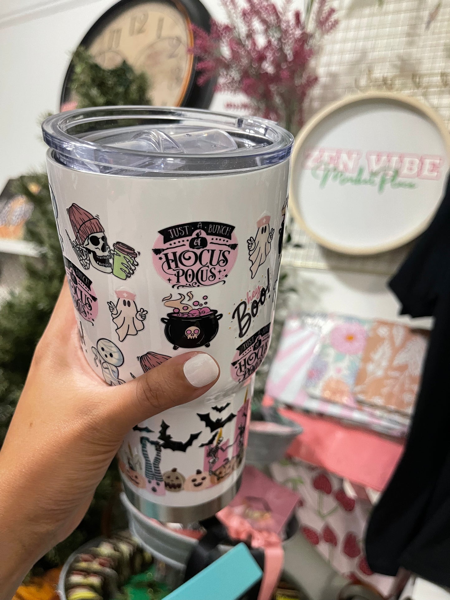 Hocus Pocus Hey Boo- Insulated Tumbler with Lid | Hot/Cold | 30fl oz | White