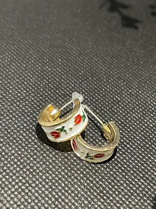 Red Tulip Hoop Earrings | Alloy Fashion Accessory | 1pair |