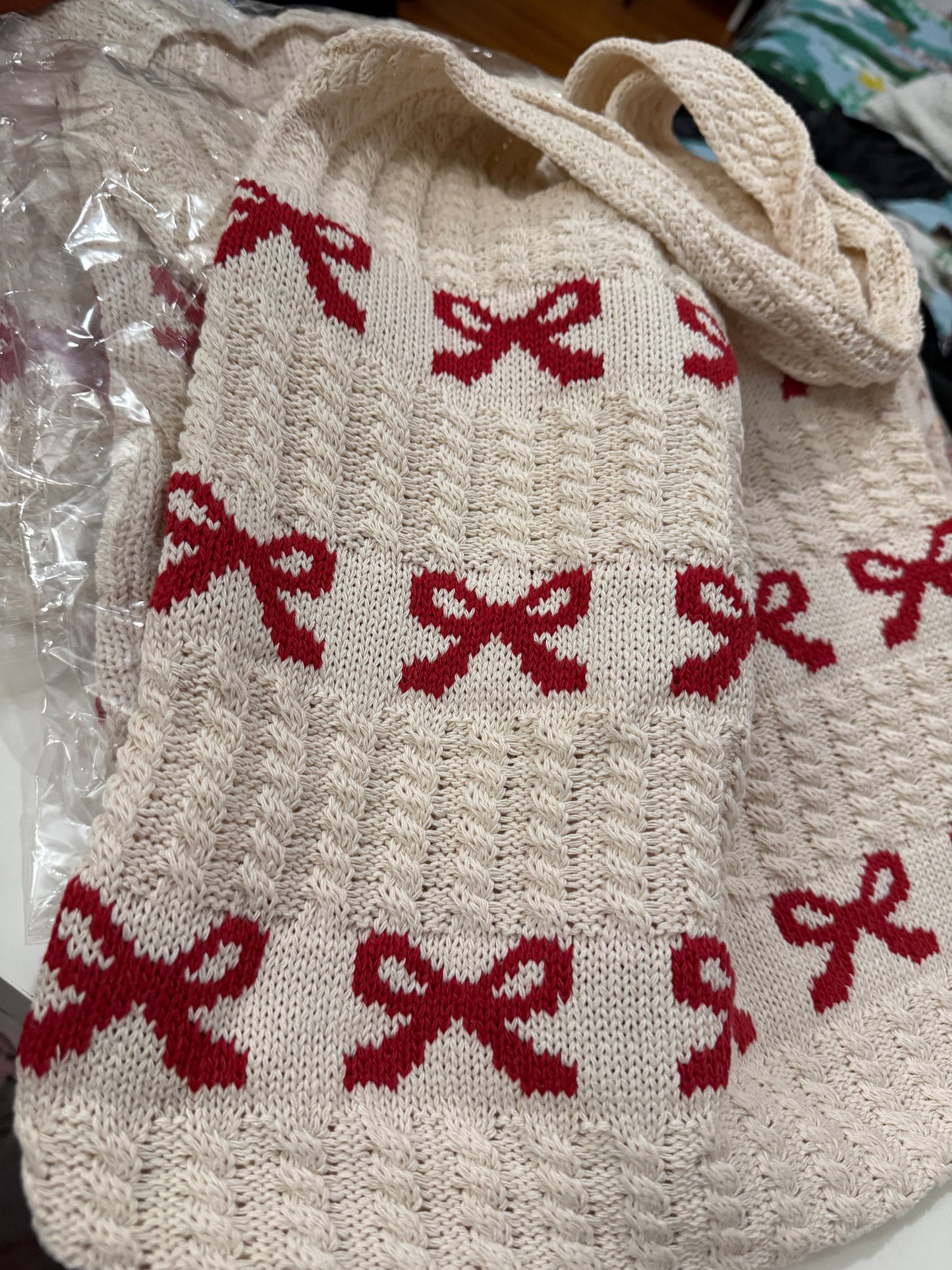 Red bow Knitted Tote | limited stocks