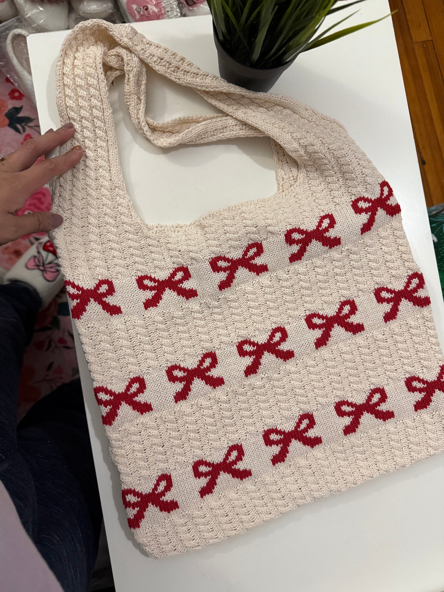 Red bow Knitted Tote | limited stocks