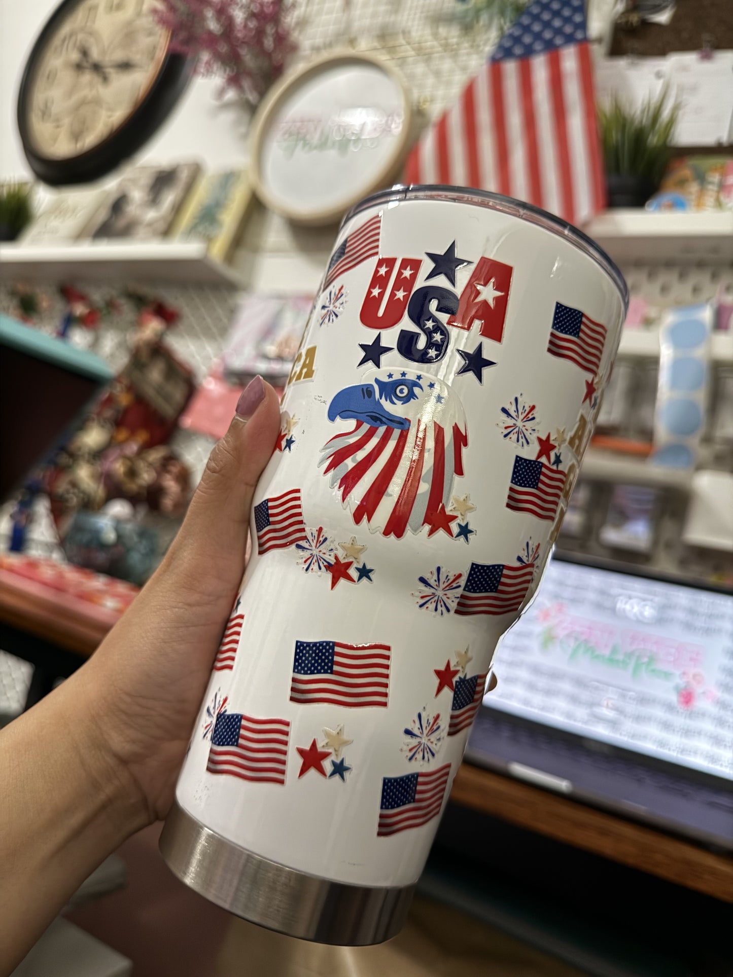 MAGA- Make America Great Again USA EAGLE Insulated Tumbler with Lid | Hot/Cold | 30fl oz | White