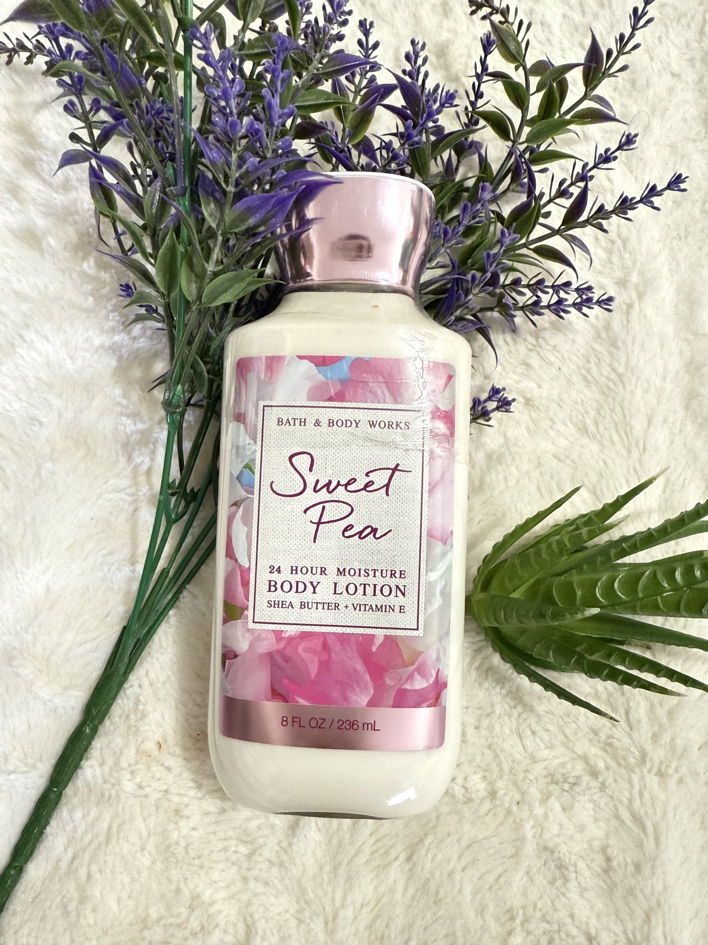 Bath & Body Works brand body lotion | 8 fl oz/236 mL | Sweet Pea