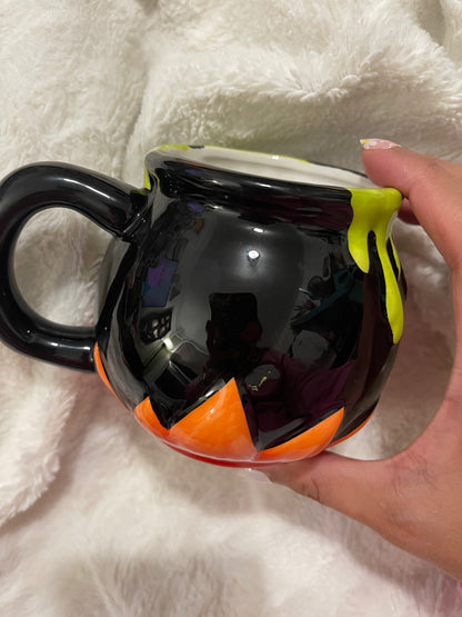Slime Potion cauldron mug | Stoneware | 15.7 fl oz | Limited Edition