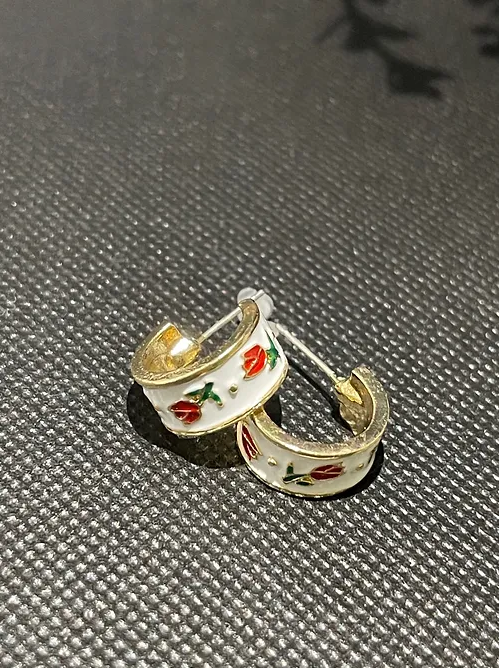 Red Tulip Hoop Earrings | Alloy Fashion Accessory | 1pair |